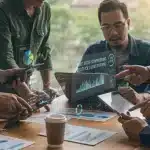 Equity Crowdfunding Platforms US: 2025 Performance Review Entrepreneurs and investors using digital platforms for equity crowdfunding in the US, 2025